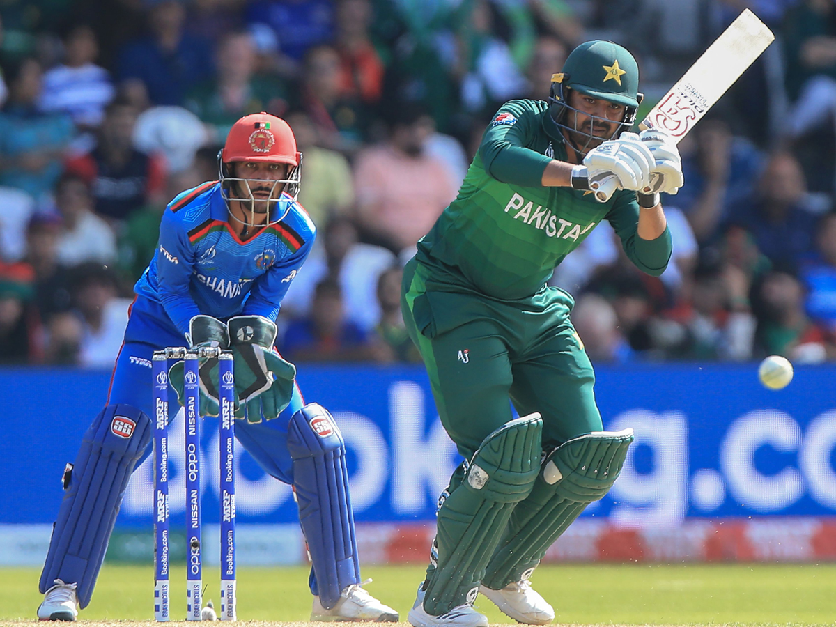 Pakistan beat Afghanistan by three wickets Photo Gallery - Sakshi8