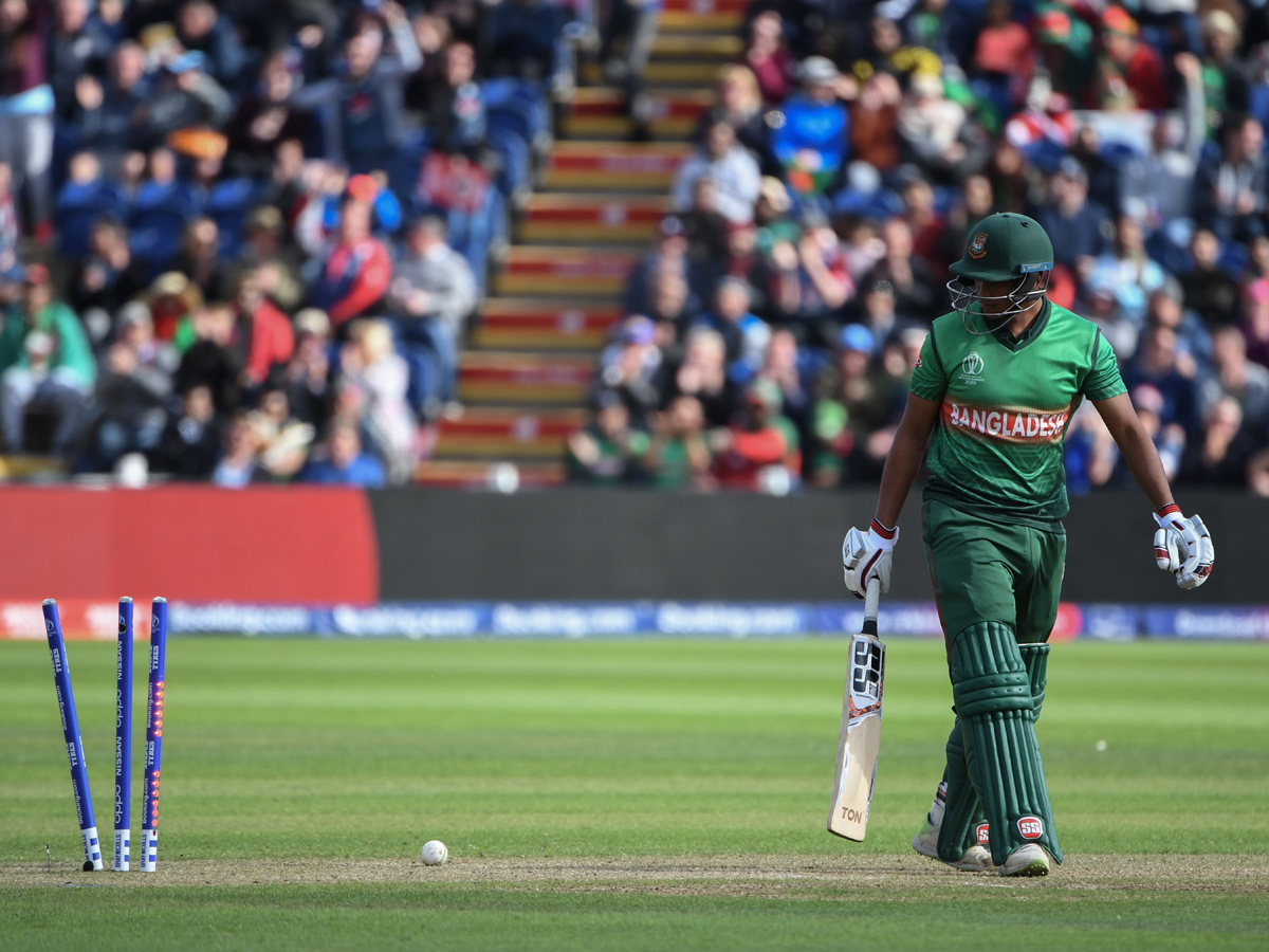 england beat bangladesh 106 runs Photo Gallery - Sakshi9