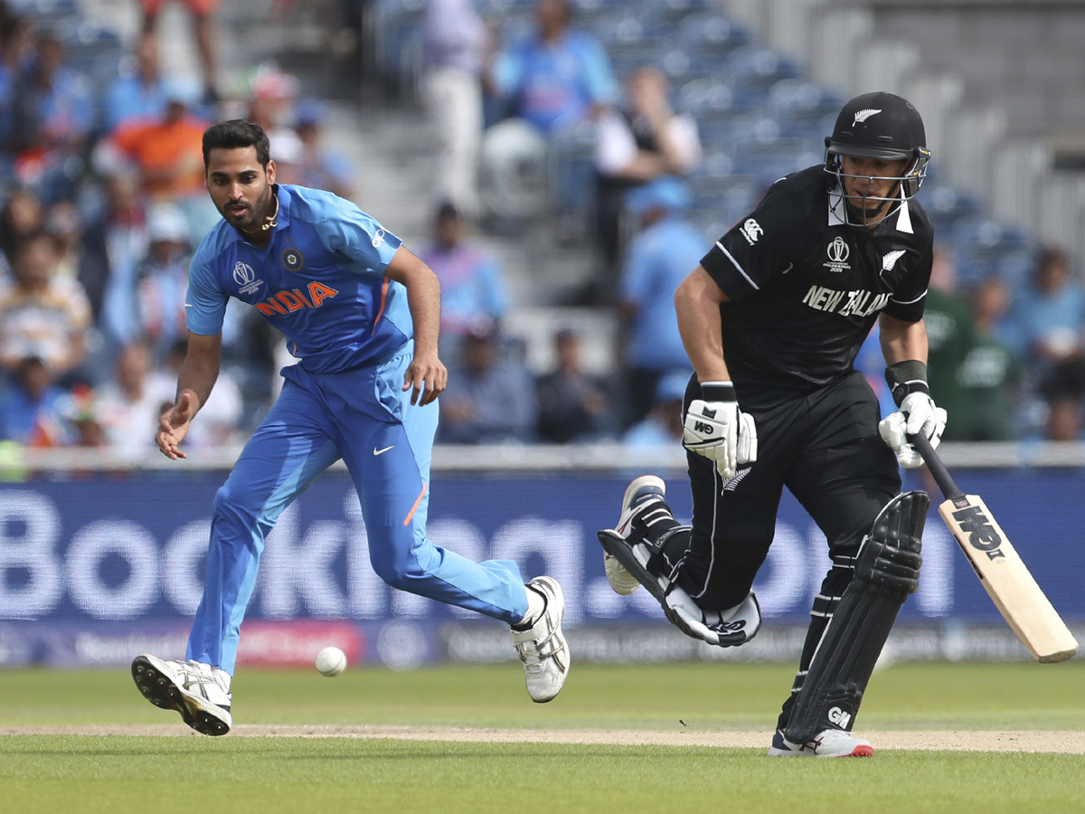 New Zealand beat India by 18 runs to enter final Photo Gallery - Sakshi2