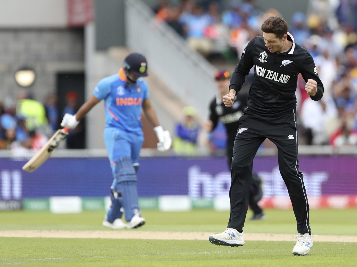 New Zealand beat India by 18 runs to enter final Photo Gallery - Sakshi14