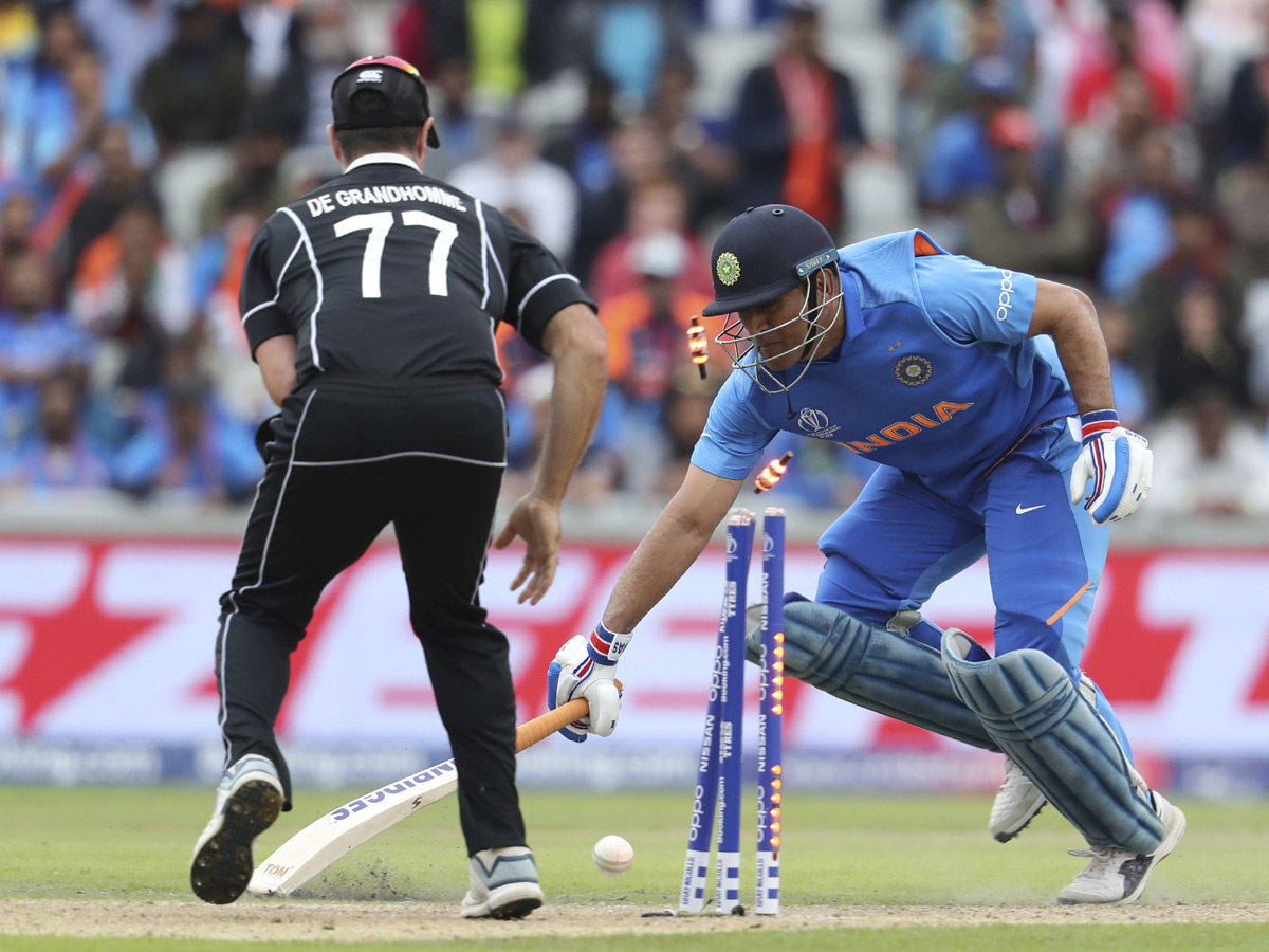 New Zealand beat India by 18 runs to enter final Photo Gallery - Sakshi17