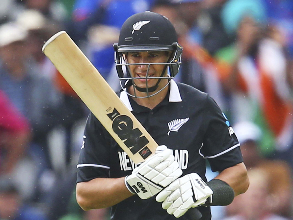 New Zealand beat India by 18 runs to enter final Photo Gallery - Sakshi27