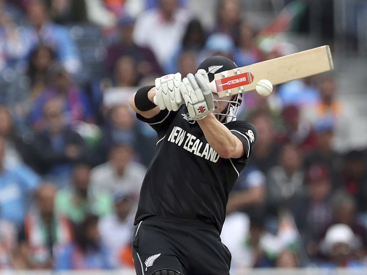 New Zealand beat India by 18 runs to enter final Photo Gallery - Sakshi38