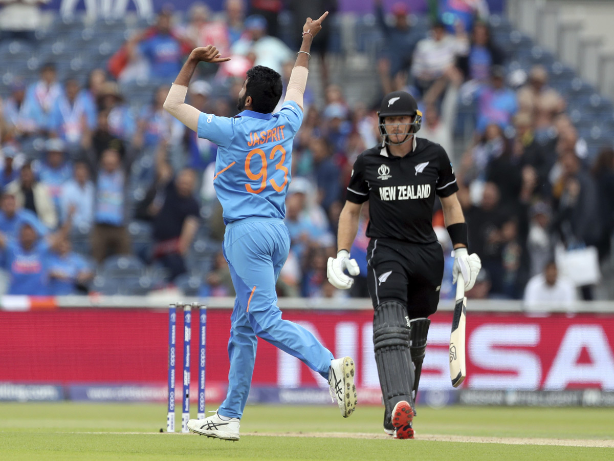 New Zealand beat India by 18 runs to enter final Photo Gallery - Sakshi39