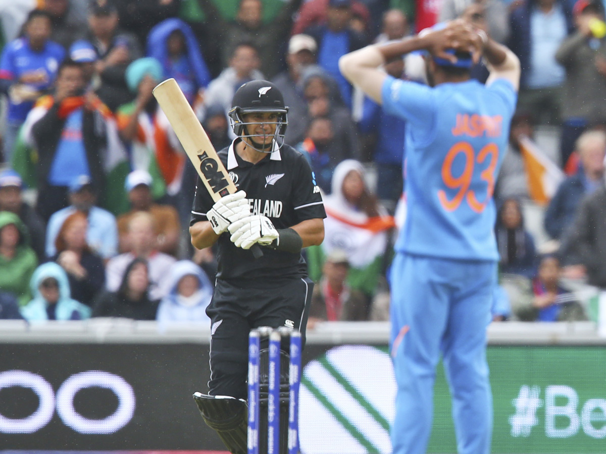 New Zealand beat India by 18 runs to enter final Photo Gallery - Sakshi6