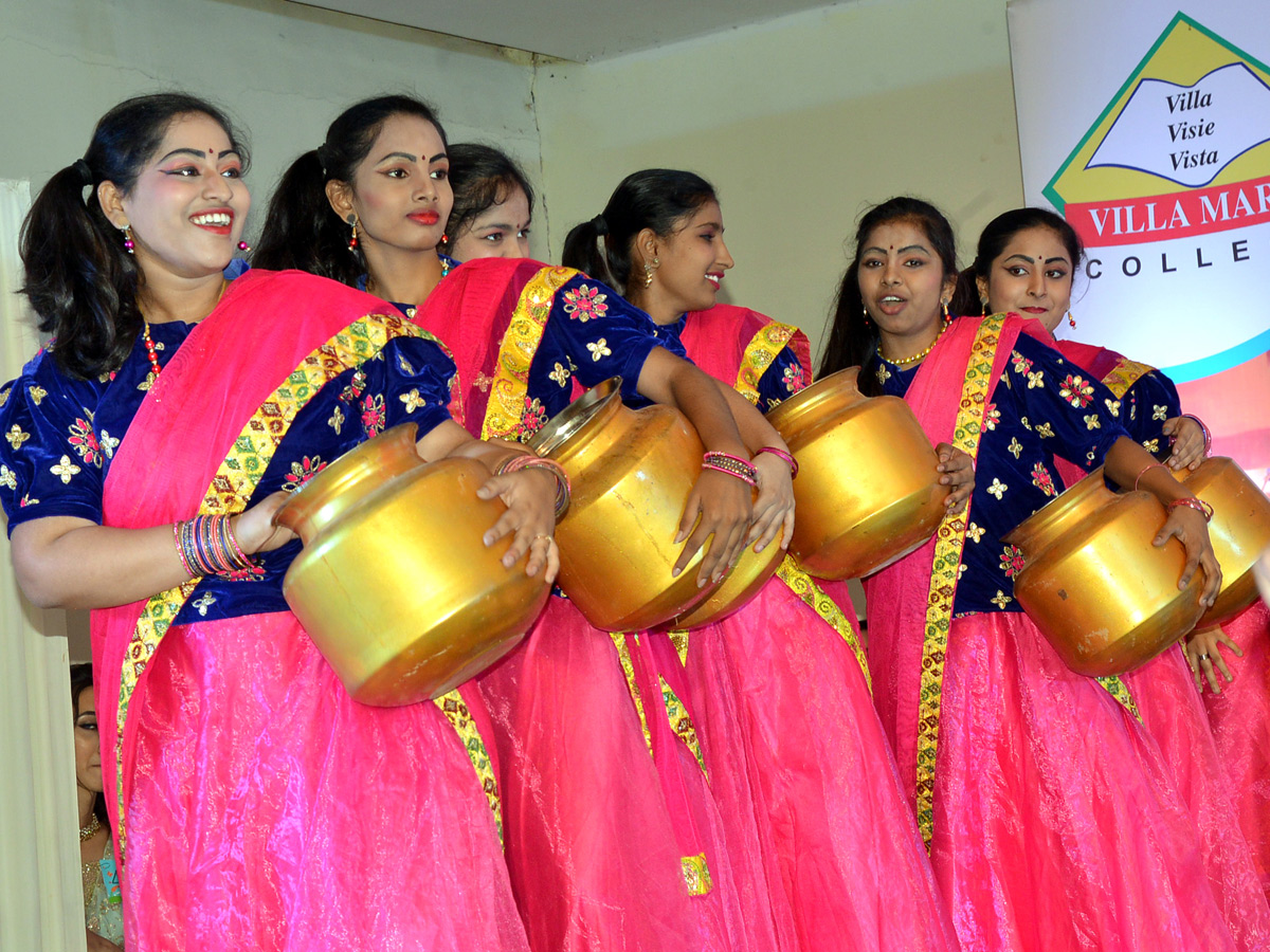 Villa Marie College Fresher Day for women Somajiguda Hyderabad Photo Gallery - Sakshi5