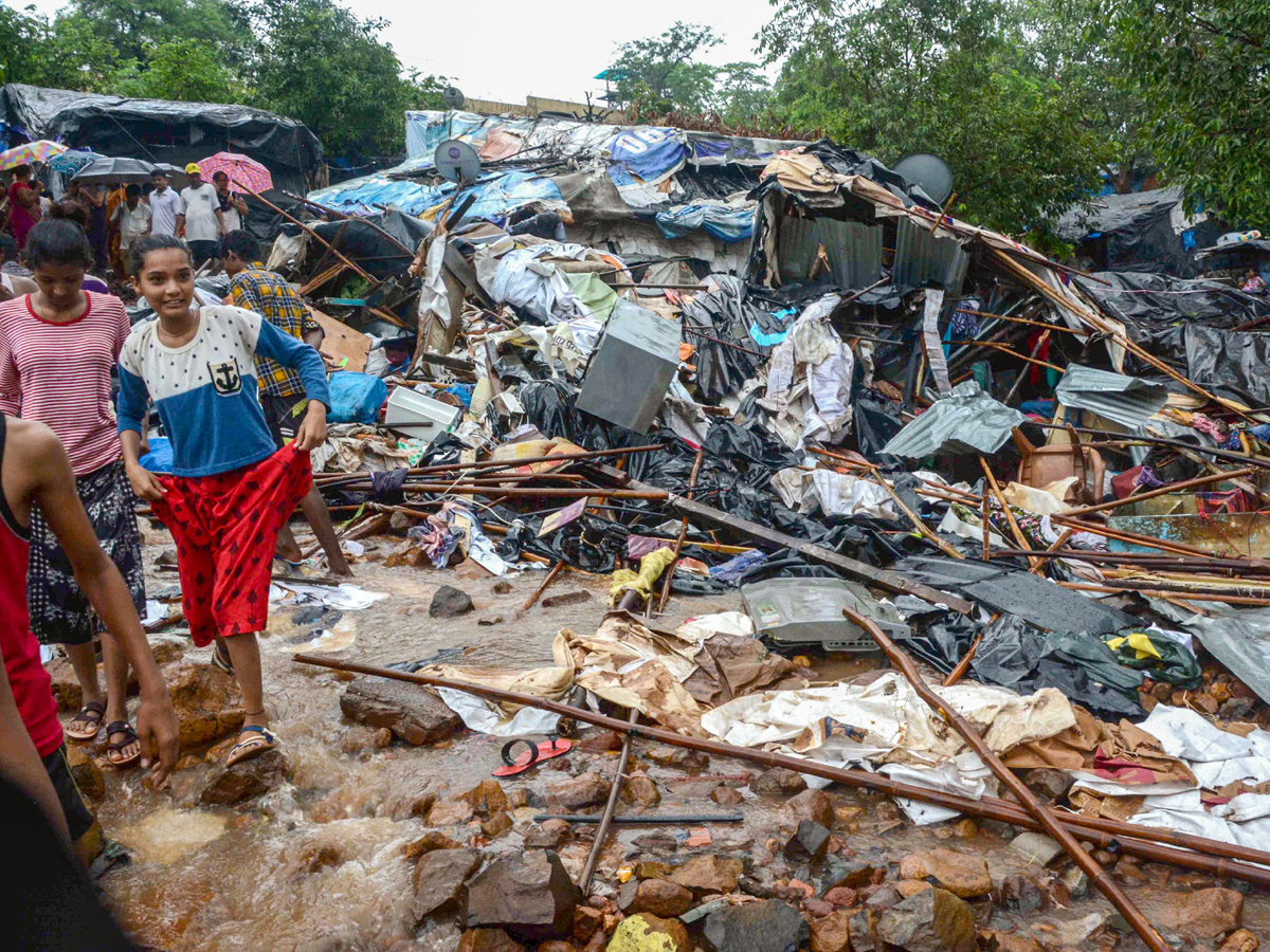 Heavy rains in Mumbai Photo Gallery - Sakshi18