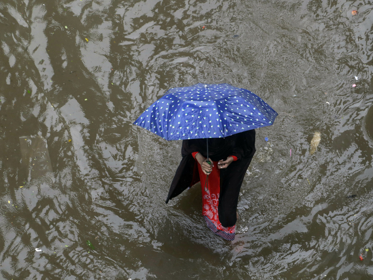 Heavy rains in Mumbai Photo Gallery - Sakshi9