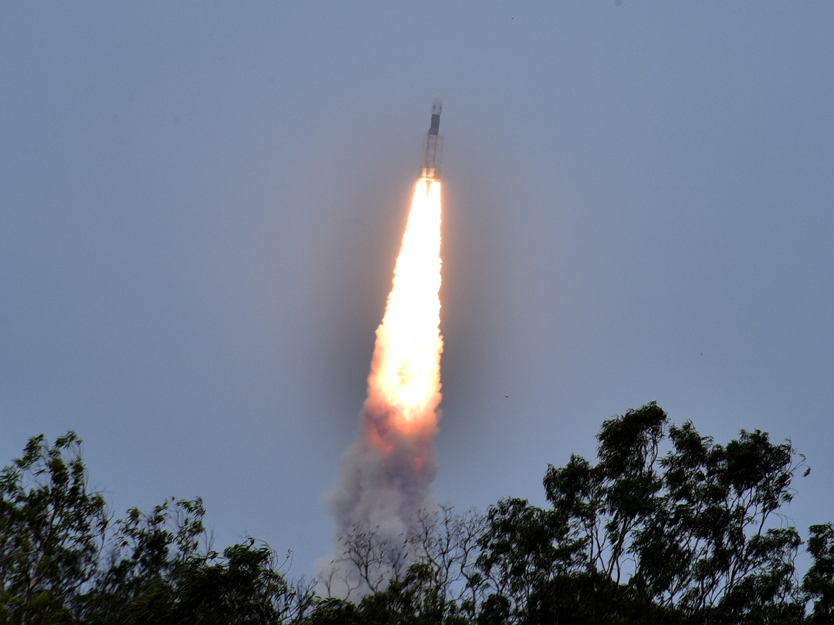 GSLV Chandrayaan 2 Launch Successfully Photo Gallery - Sakshi4