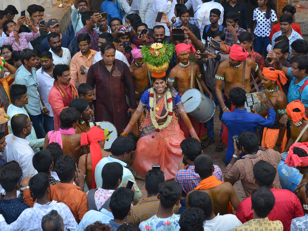 Golkonda Bonalu Celebrations 2019 Photo Gallery - Sakshi1