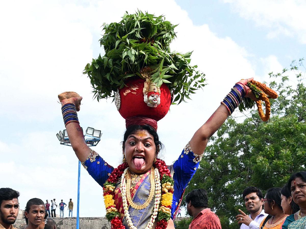 Golkonda Bonalu Celebrations 2019 Photo Gallery - Sakshi22