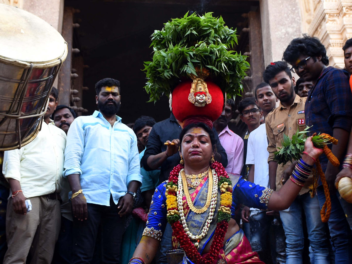 Golkonda Bonalu Celebrations 2019 Photo Gallery - Sakshi23