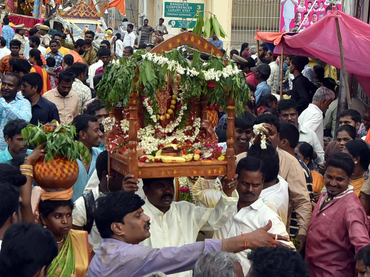 Golkonda Bonalu Celebrations 2019 Photo Gallery - Sakshi33