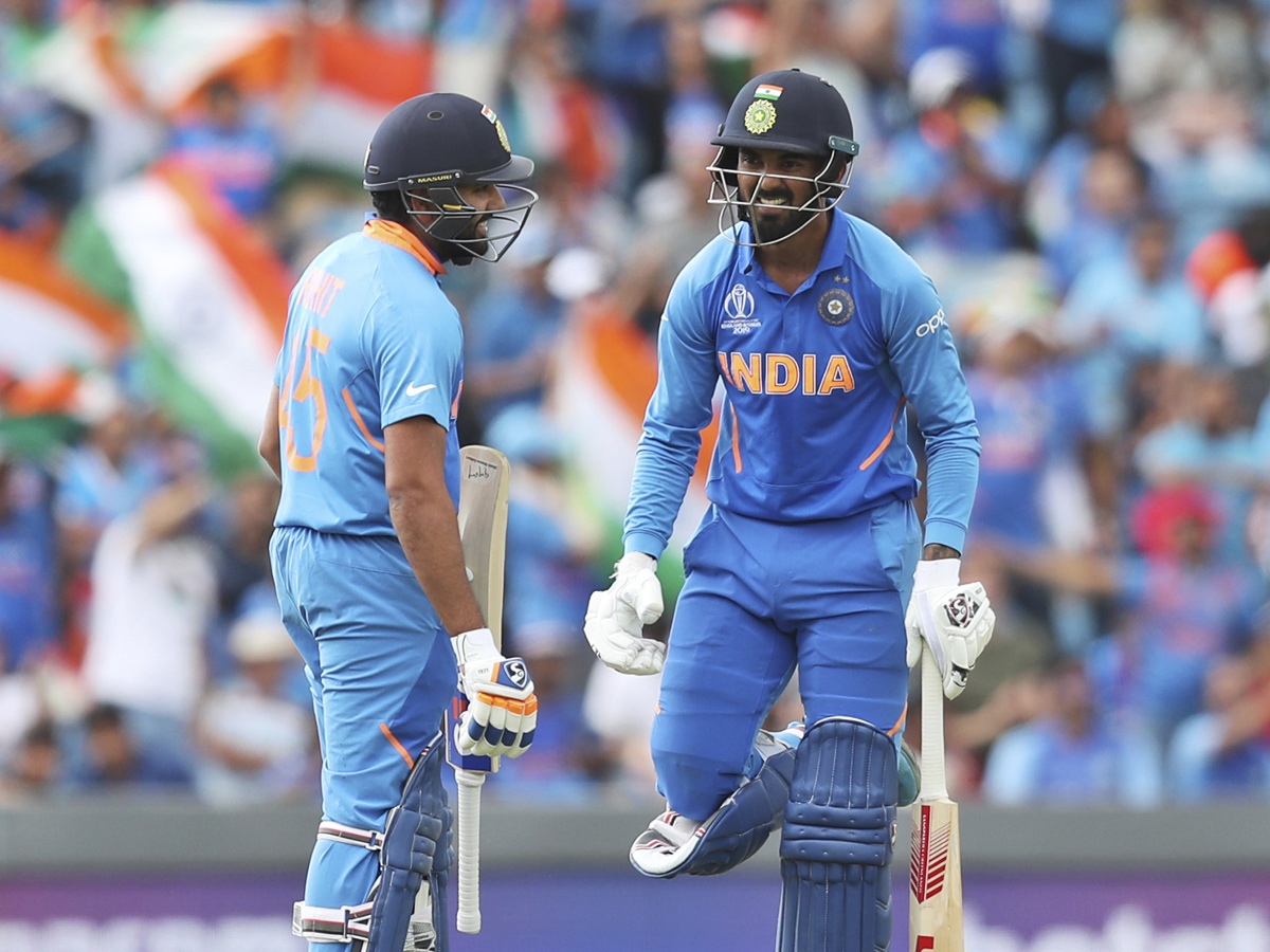 India beat Sri Lanka by seven wickets - Sakshi3