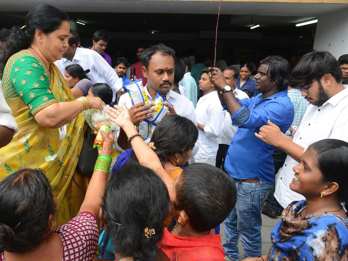 YSR 70th Birth Anniversary Celebrations At Lotus Pond Photo Gallery - Sakshi14