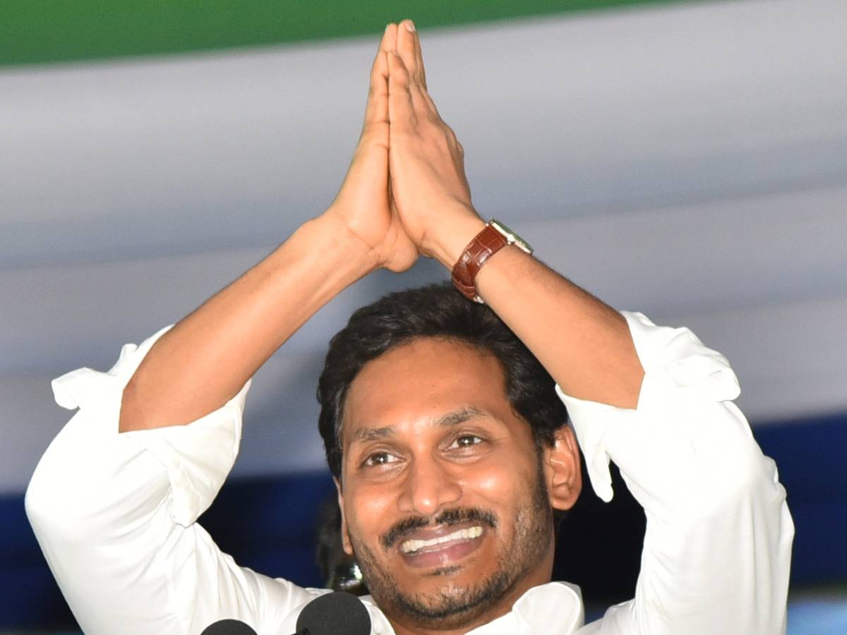 YSR Raithu Dinotsavam Public Meeting at Jammala Madugu Photo Gallery - Sakshi17