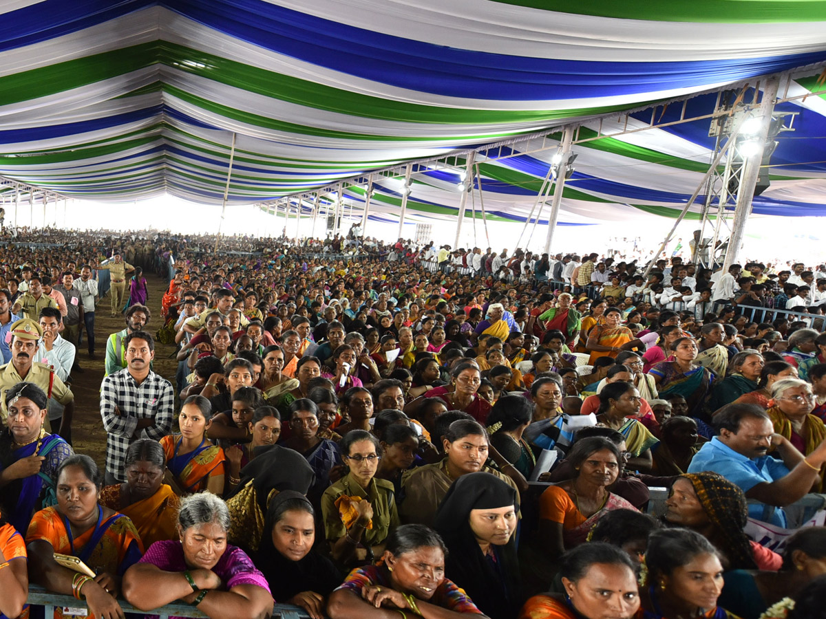 YSR Raithu Dinotsavam Public Meeting at Jammala Madugu Photo Gallery - Sakshi23