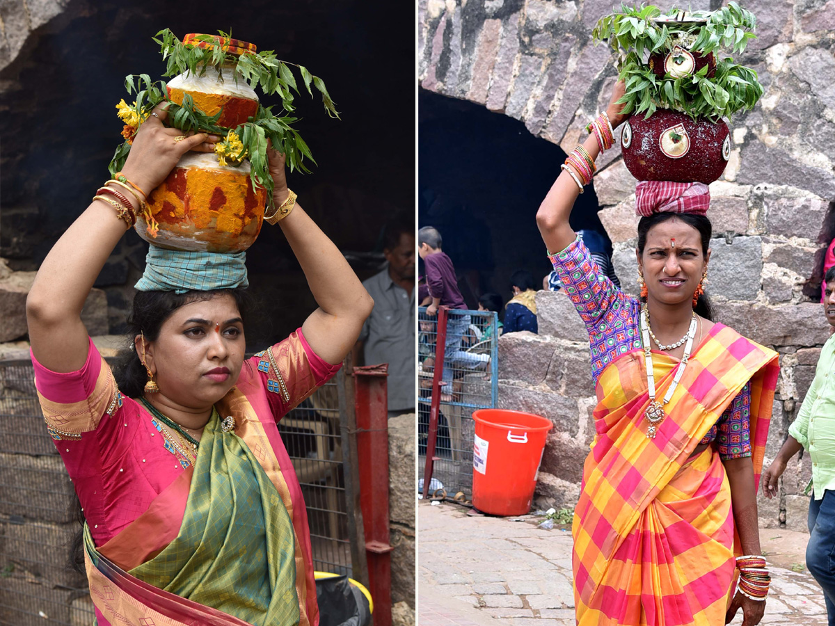 Bonalu festival kicks off at Golconda Fort Photo Gallery  - Sakshi11