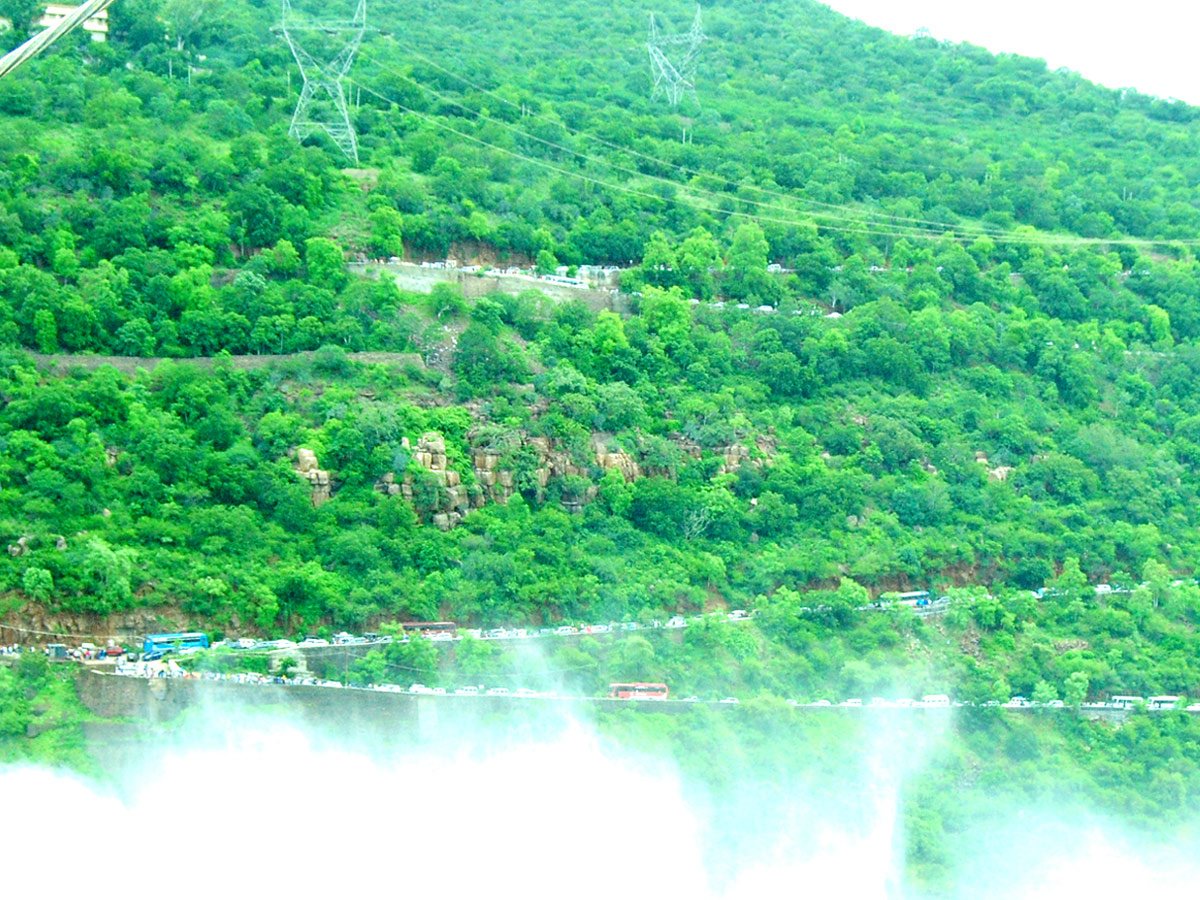 Srisailam Dam Gets Huge inflows Photo Gallery - Sakshi11