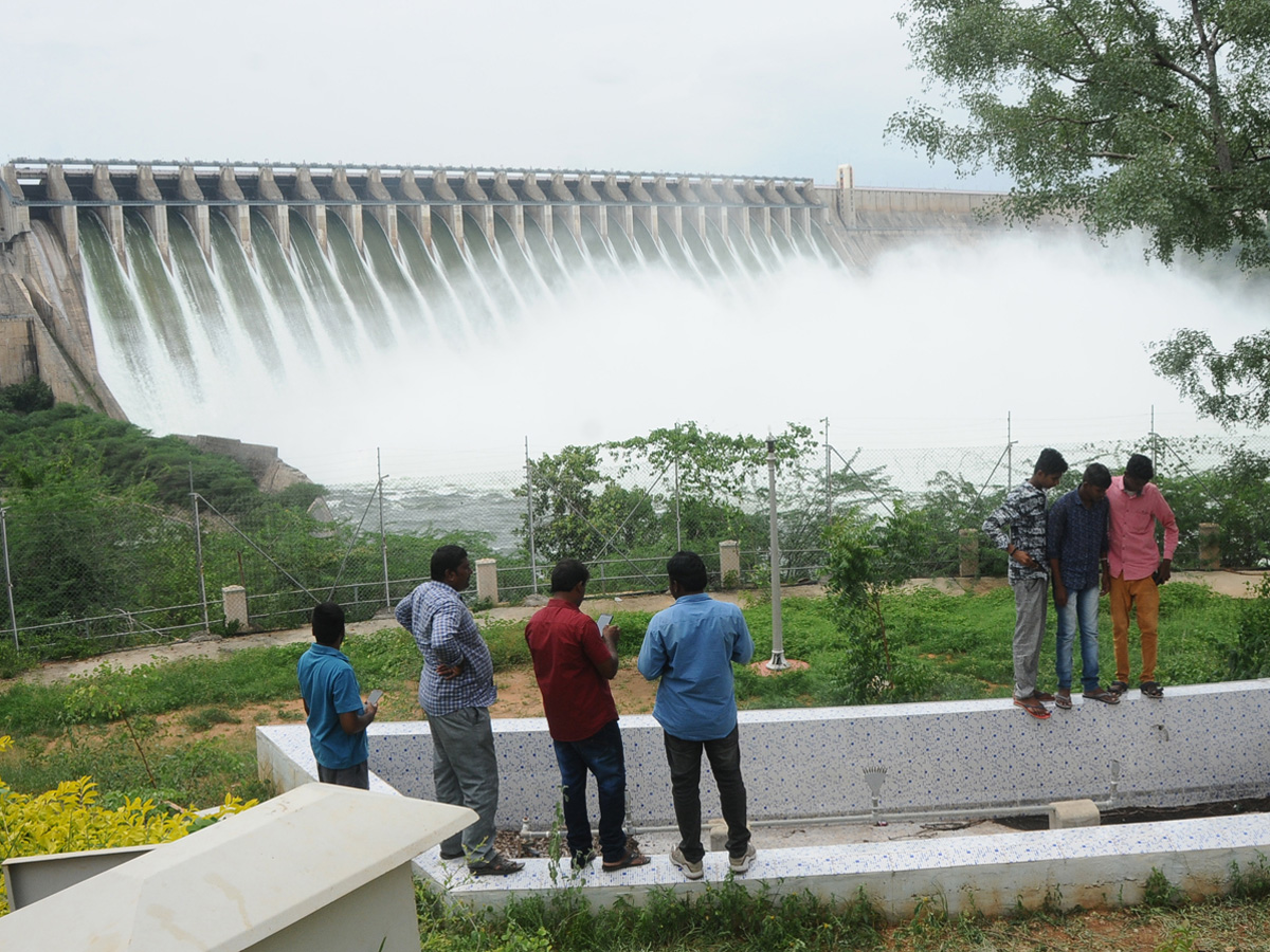 All 26 Gates Lifted at Nagarjuna Sagar Dam Photo Gallery - Sakshi27