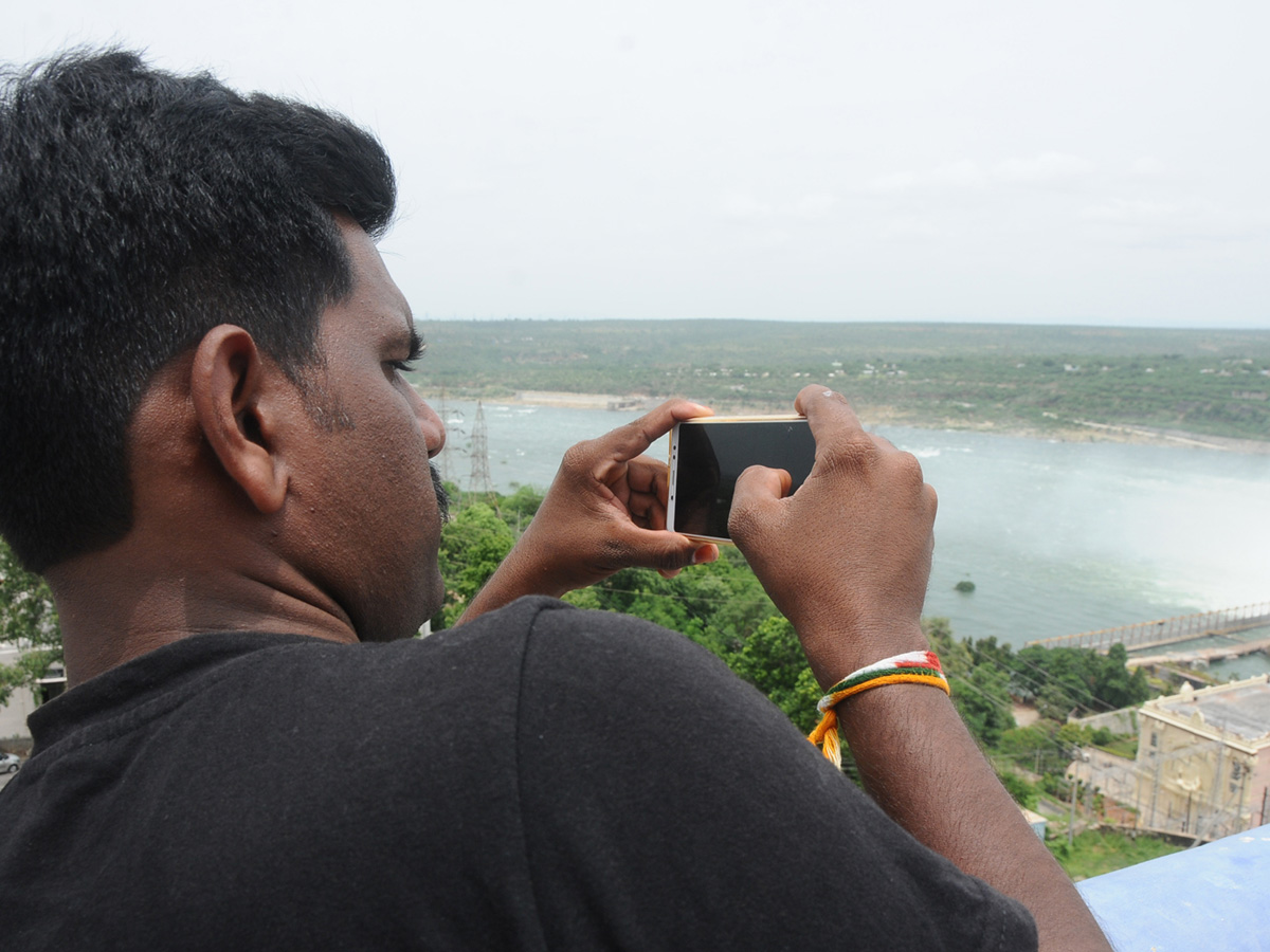 All 26 Gates Lifted at Nagarjuna Sagar Dam Photo Gallery - Sakshi34