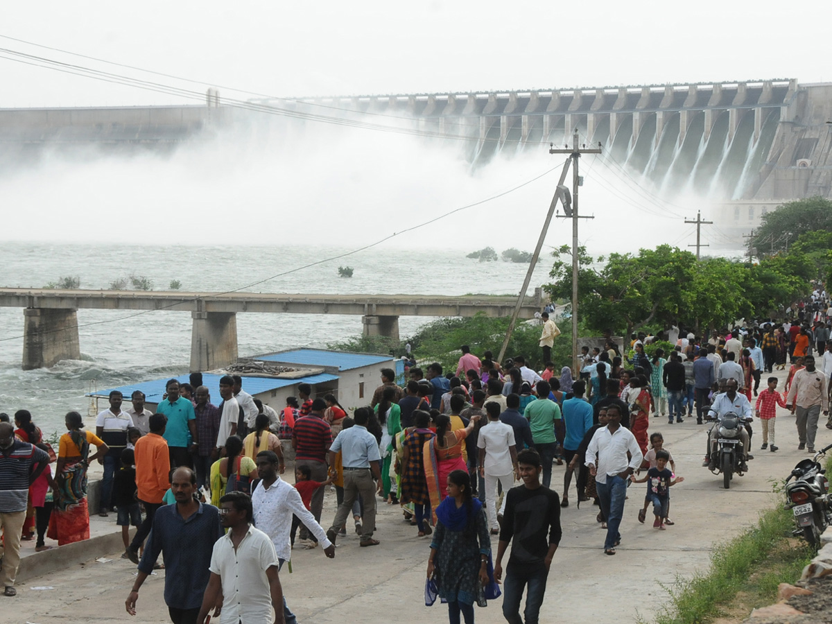 All 26 Gates Lifted at Nagarjuna Sagar Dam Photo Gallery - Sakshi41