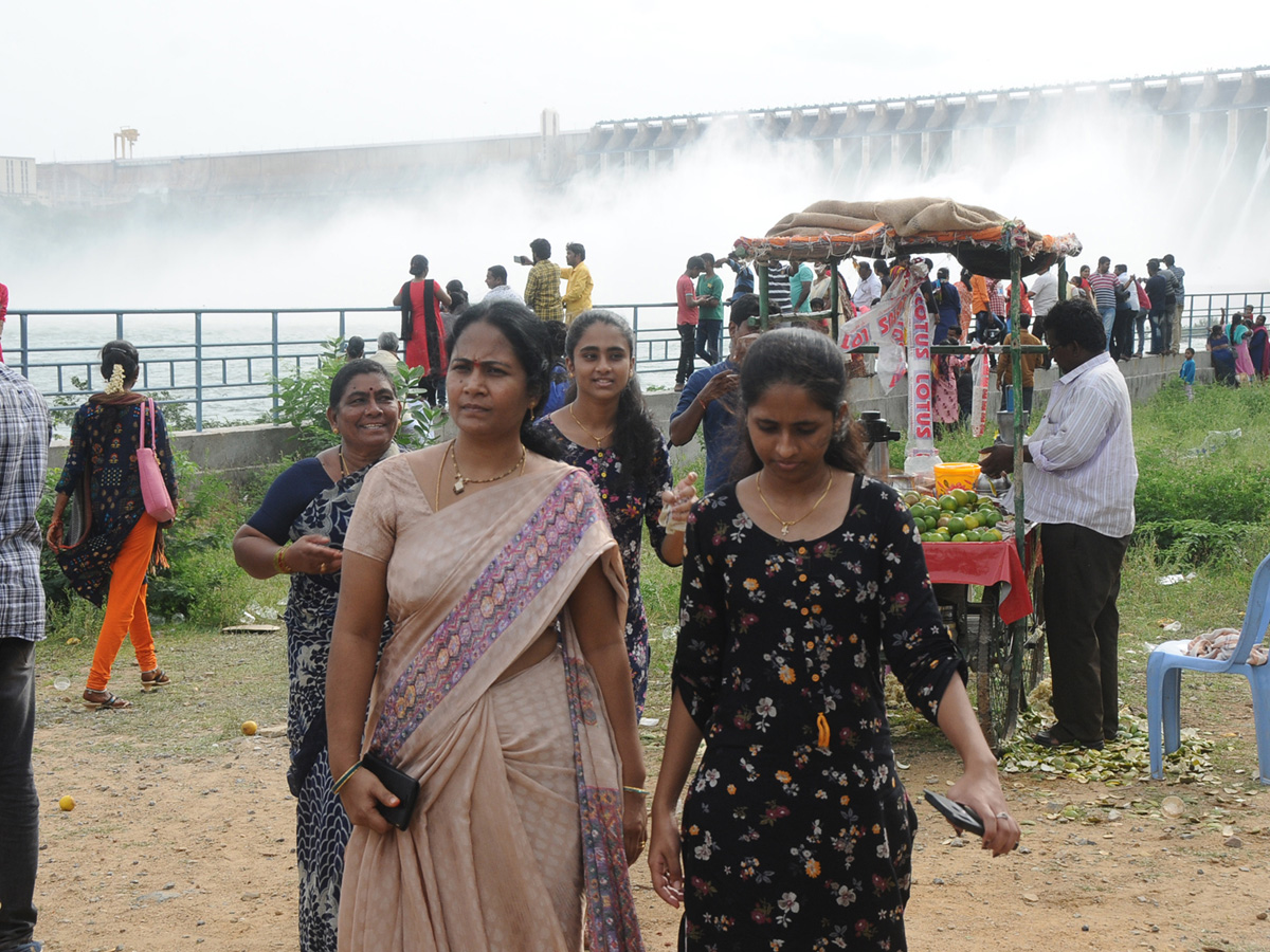 All 26 Gates Lifted at Nagarjuna Sagar Dam Photo Gallery - Sakshi6