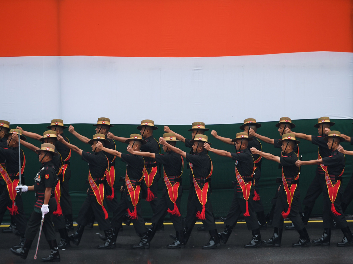 PM Narendra Modi Flag Hoisting Red Rort New Delhi Photo Gallery - Sakshi19