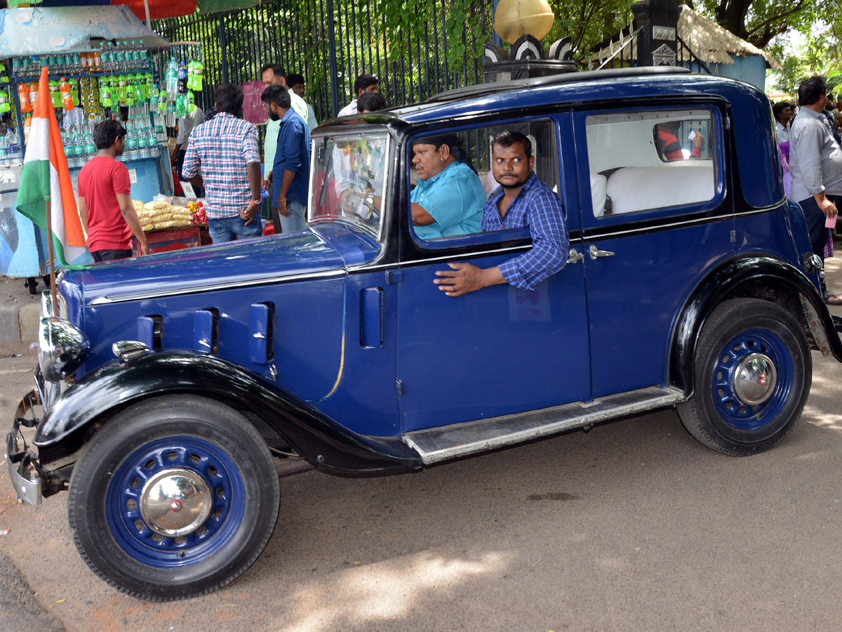 Vintage Car Exhibition at Lumbini Park Photo Gallery - Sakshi2