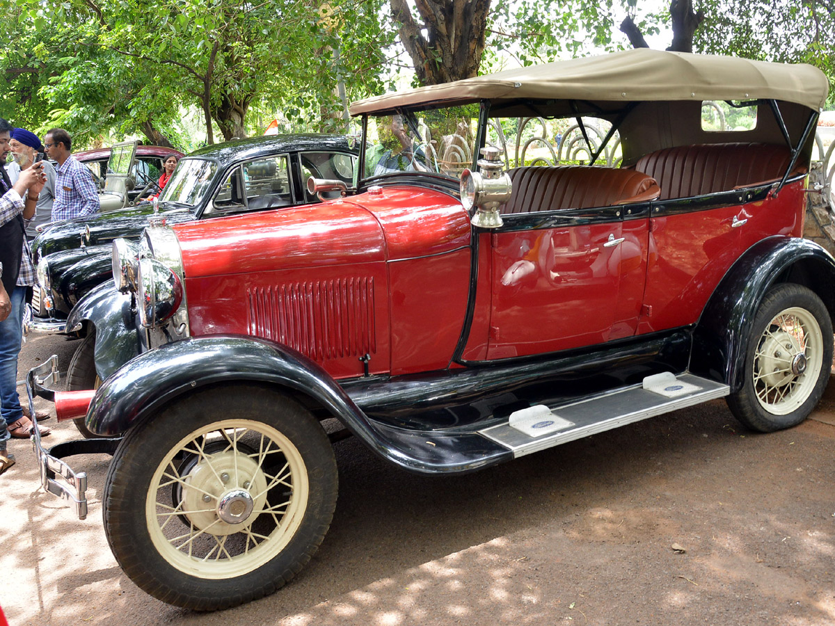 Vintage Car Exhibition at Lumbini Park Photo Gallery - Sakshi6