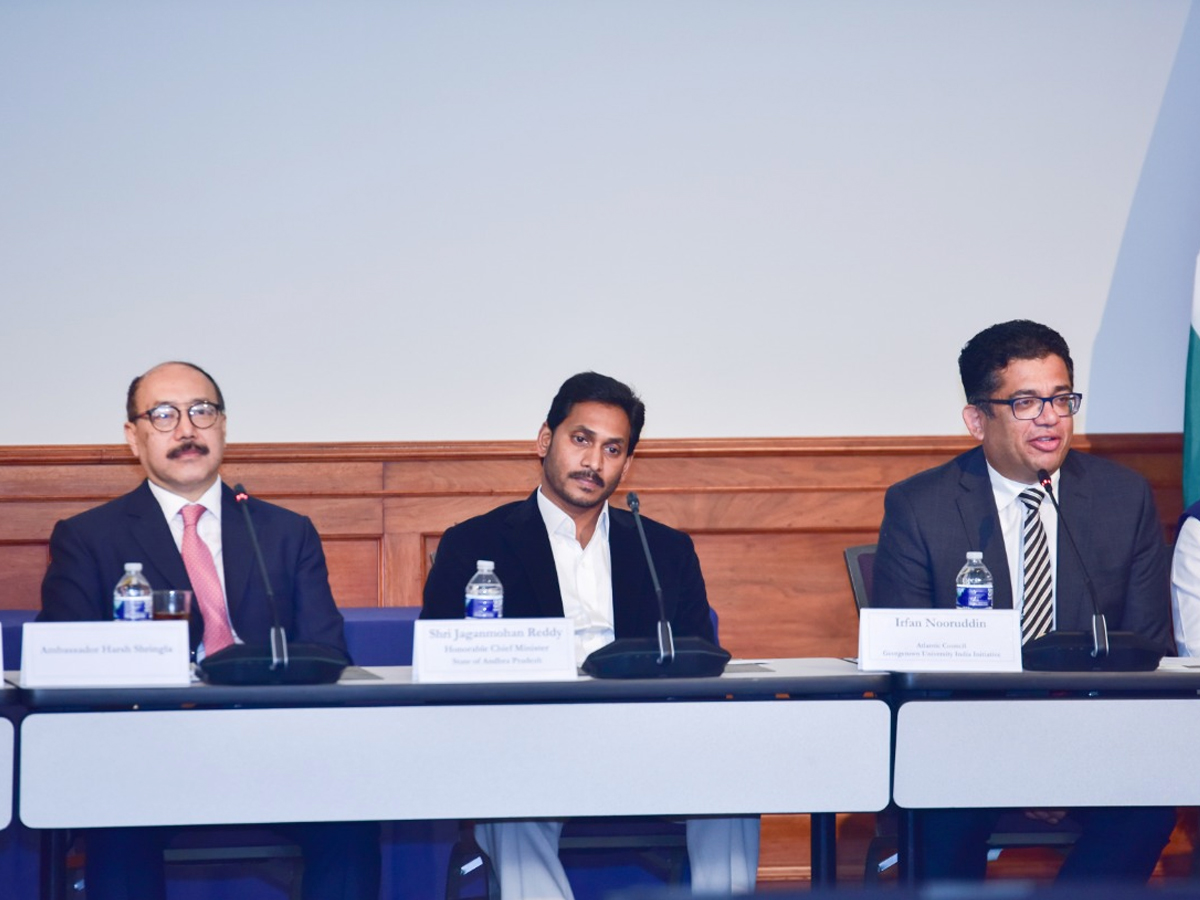 CM YS Jagan Meet With US India Business Council Representatives In Washington DC Photo Gallery - Sakshi15