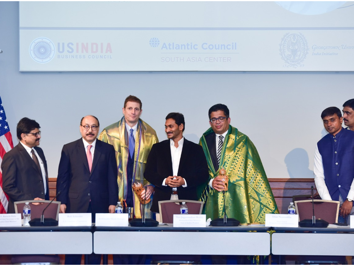 CM YS Jagan Meet With US India Business Council Representatives In Washington DC Photo Gallery - Sakshi1