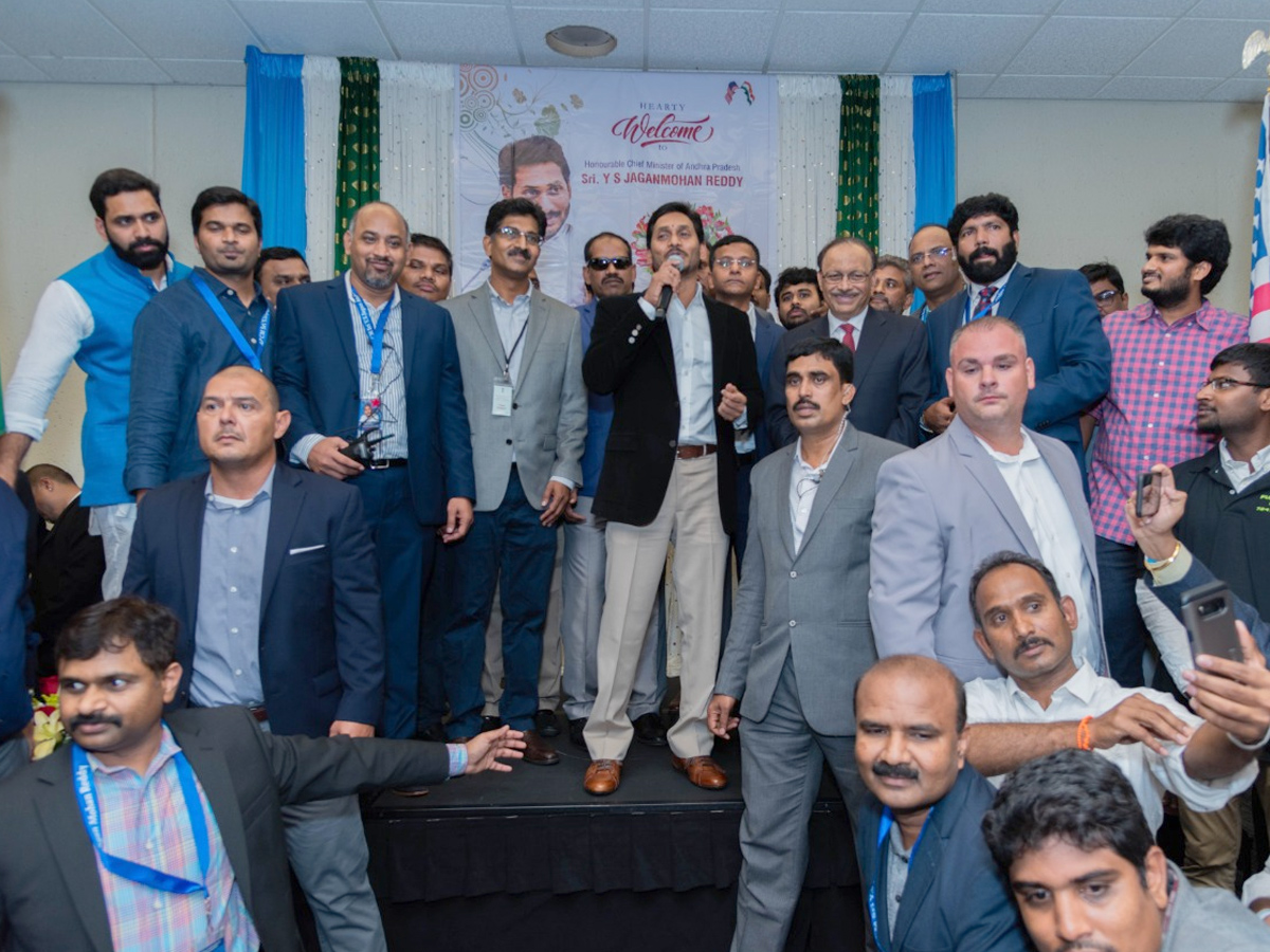 CM YS Jagan Meeting with Entrepreneurs In the America Tour Photo Gallery - Sakshi38