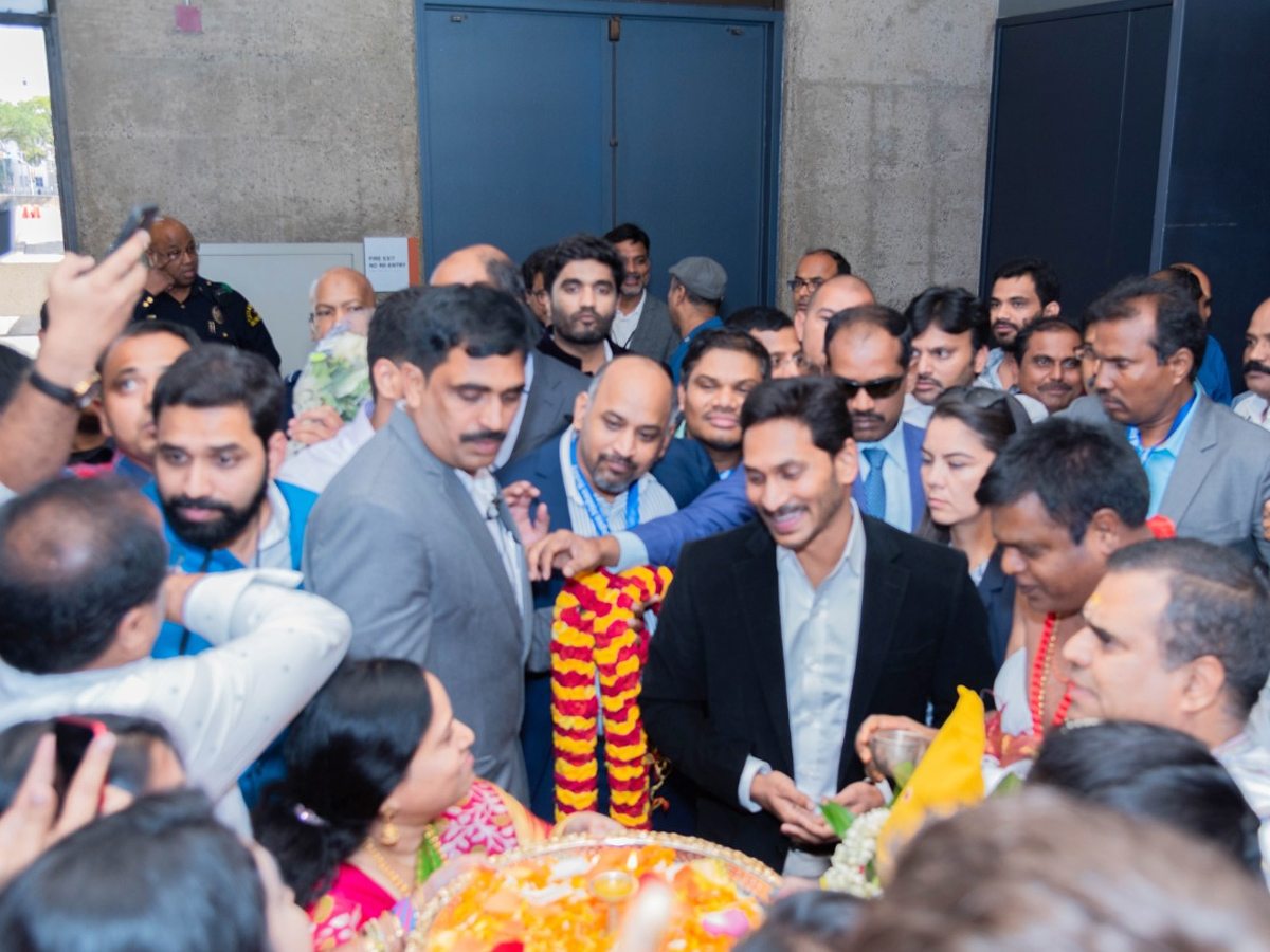 CM YS Jagan Meeting with Entrepreneurs In the America Tour Photo Gallery - Sakshi41