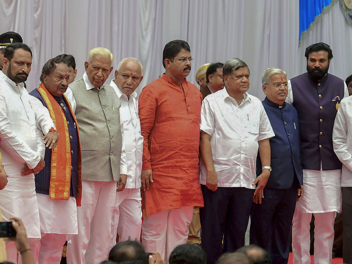 Karnataka Cabinet Expansion In RajBhavan Photo Gallery - Sakshi4