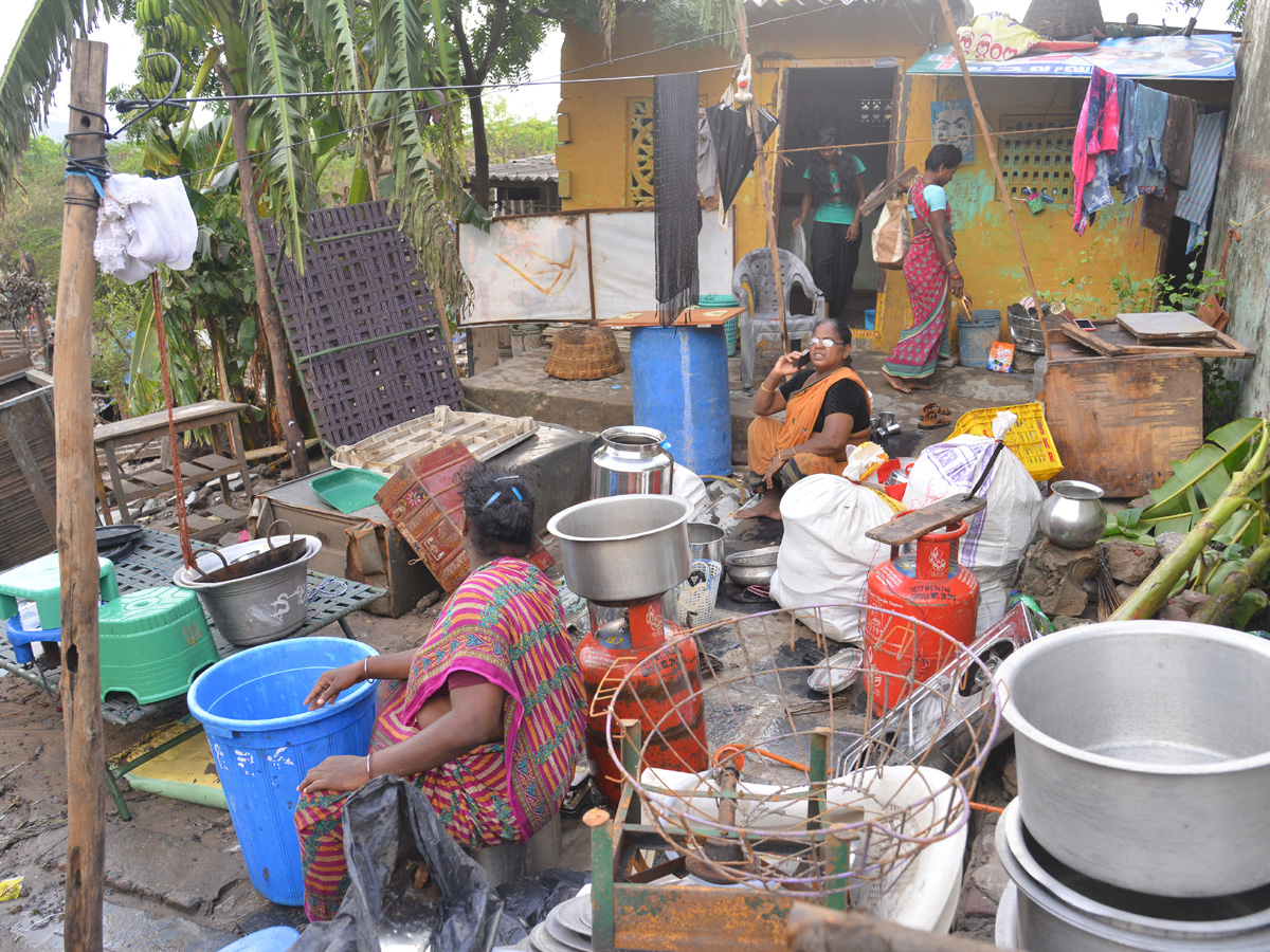 Flood Affected Areas In Vijayawada Photo Gallery - Sakshi9