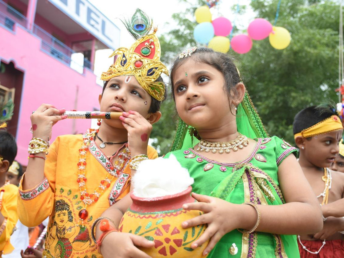 krishnashtami festival celebrations Photo Gallery - Sakshi18