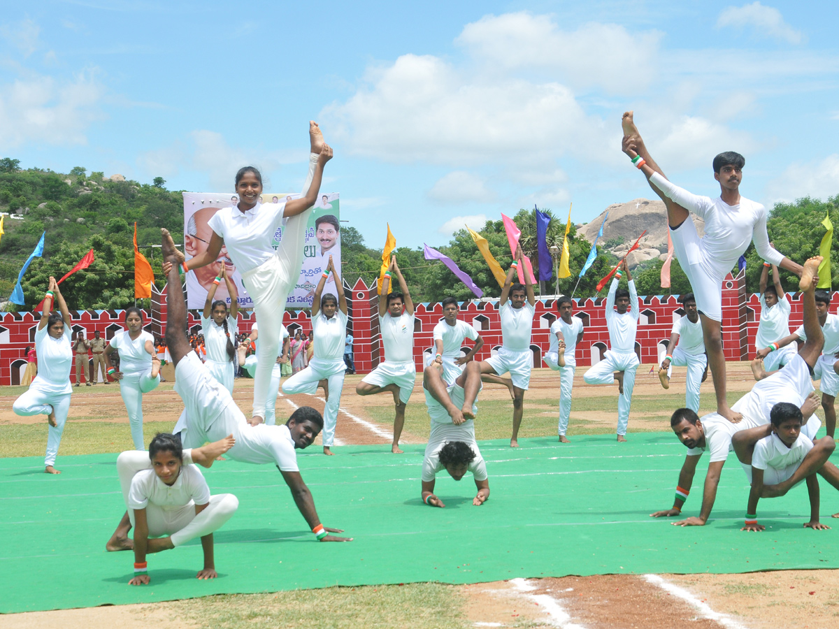 Best Photos of The Week in AP and Telangana  August 25-08-2019 to september 01-09- 2019 - Sakshi7