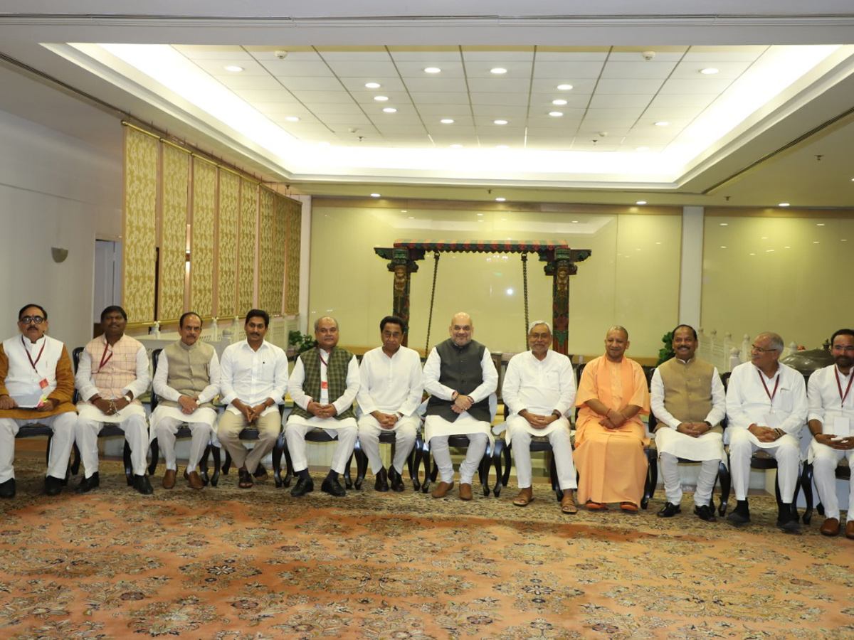 Amit Shah Review Meeting With CMs - Sakshi4