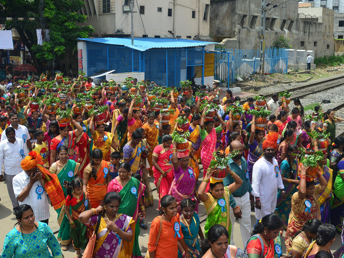 Ganga Teppotsavam Tankbund Photo Gallery - Sakshi14