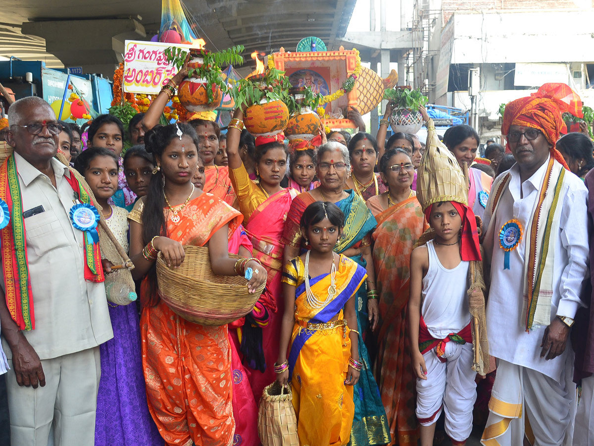 Ganga Teppotsavam Tankbund Photo Gallery - Sakshi17