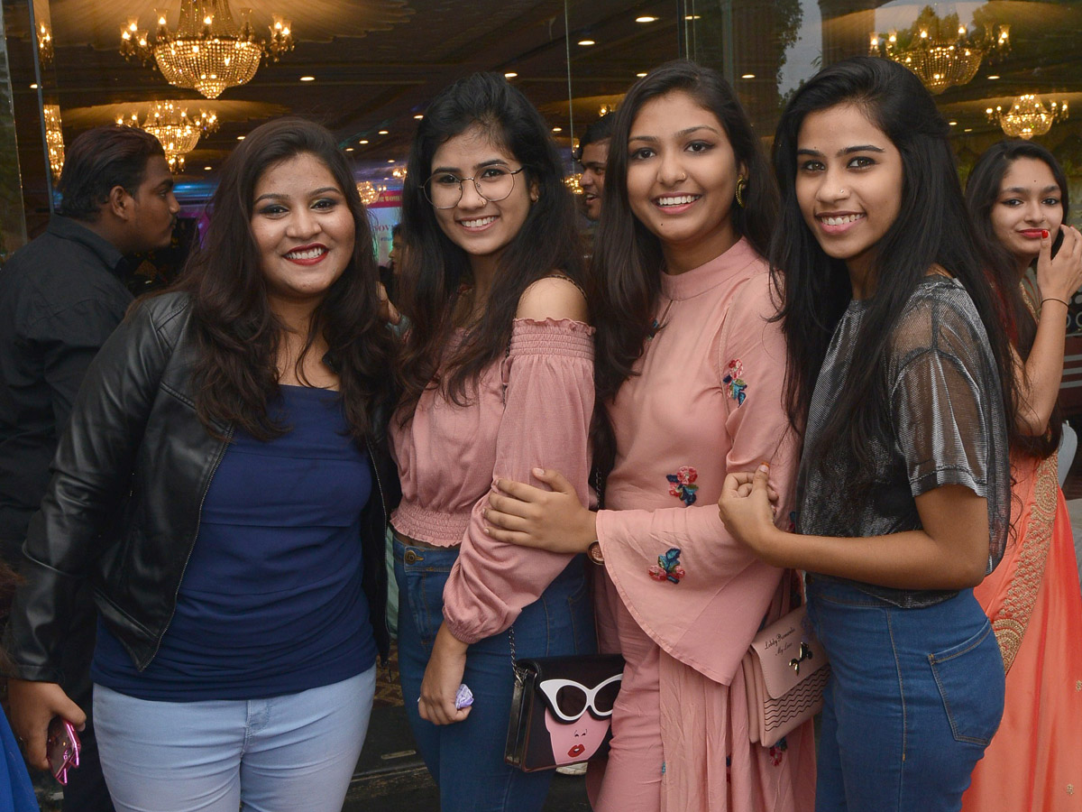 VILLA MARIE DEGREE COLLEGE FOR WOMENE FRESHERS PARTY Photo Gallery - Sakshi1