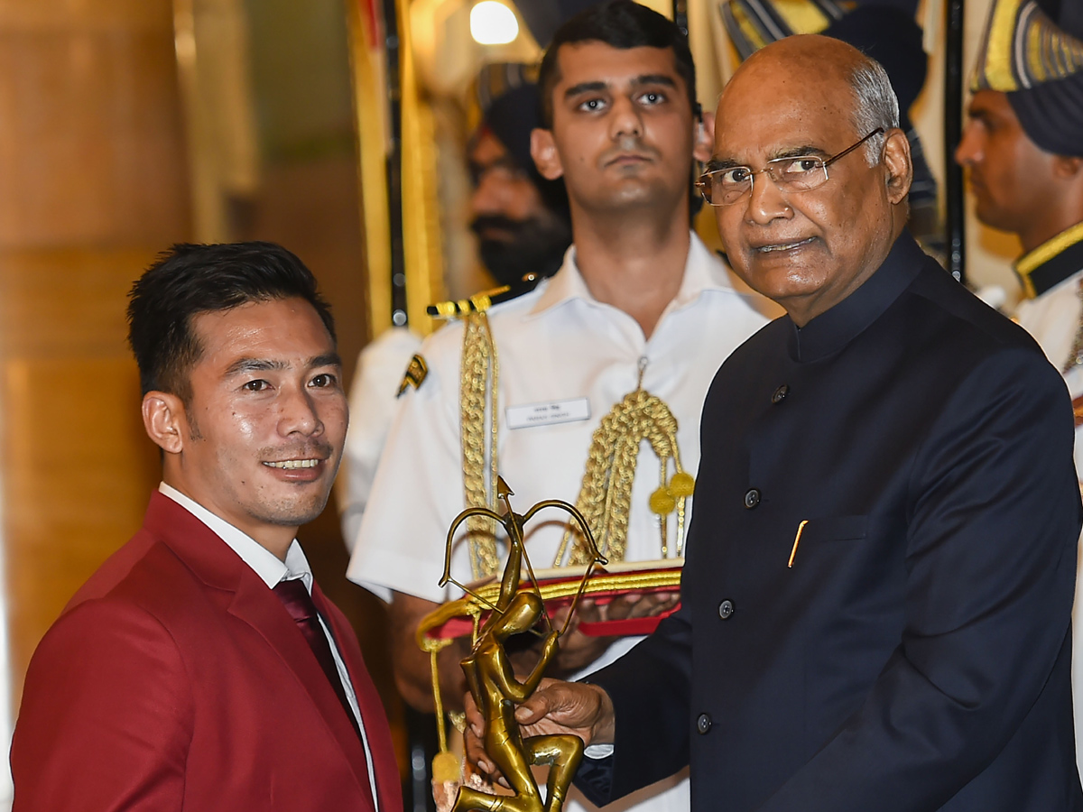 President Kovind Gives Away National Sports Awards Photo Gallery - Sakshi4