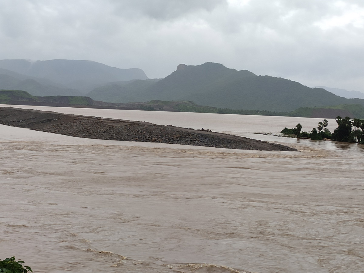 Heavy Rains East Godavari District Photo Gallery - Sakshi18