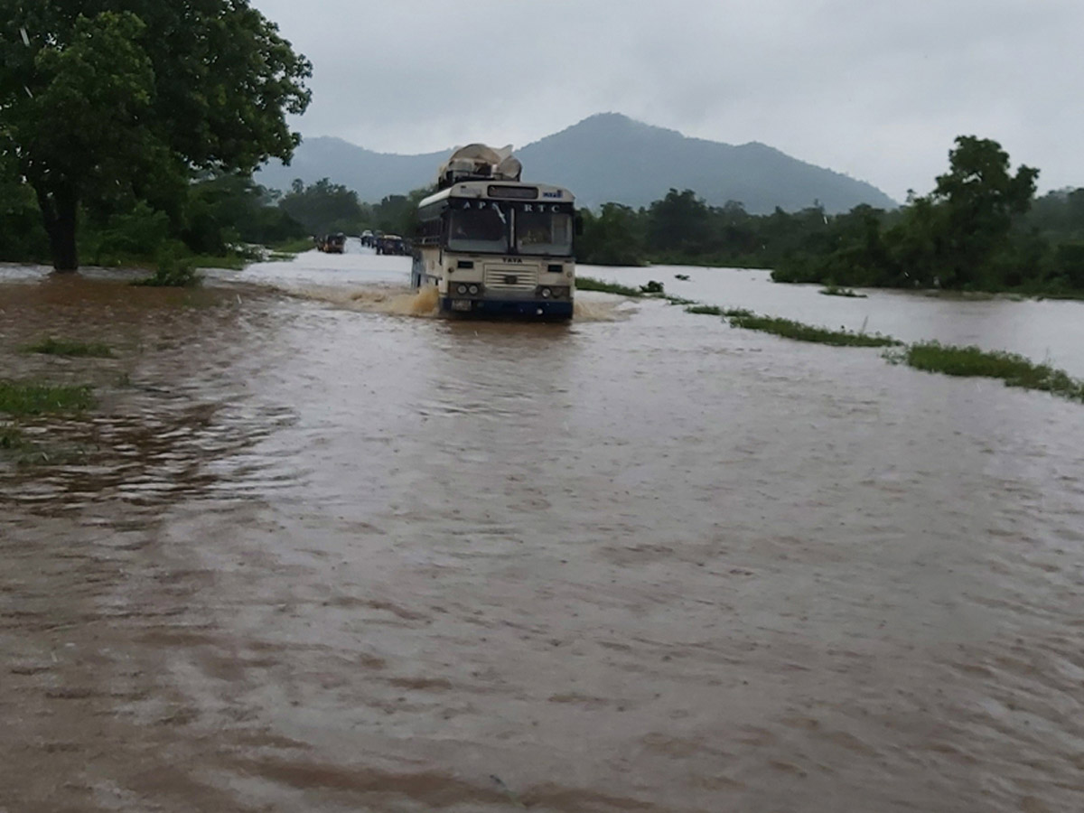 Heavy Rains East Godavari District Photo Gallery - Sakshi32