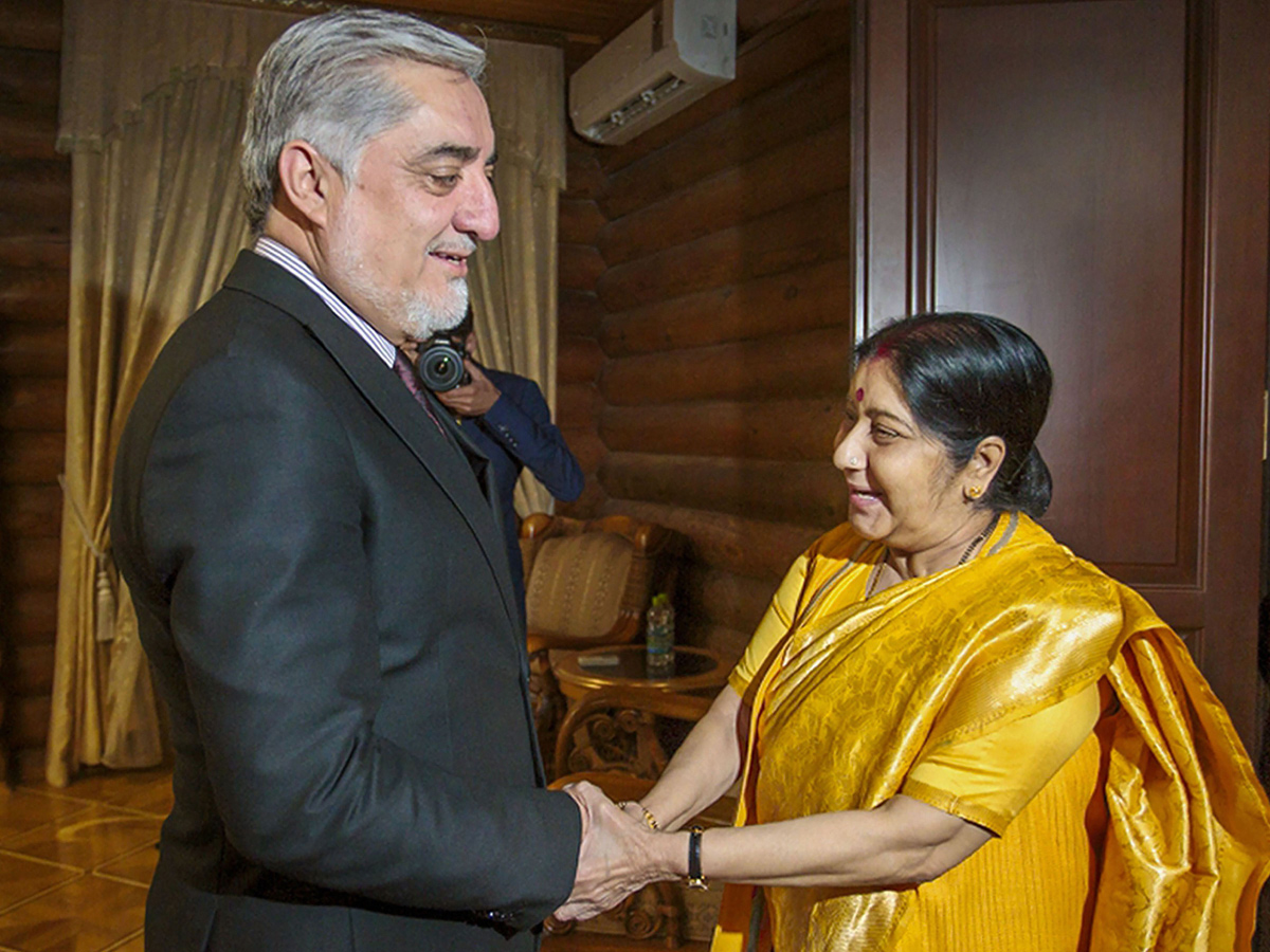 Sushma Swaraj passes away Photo Gallery  - Sakshi12