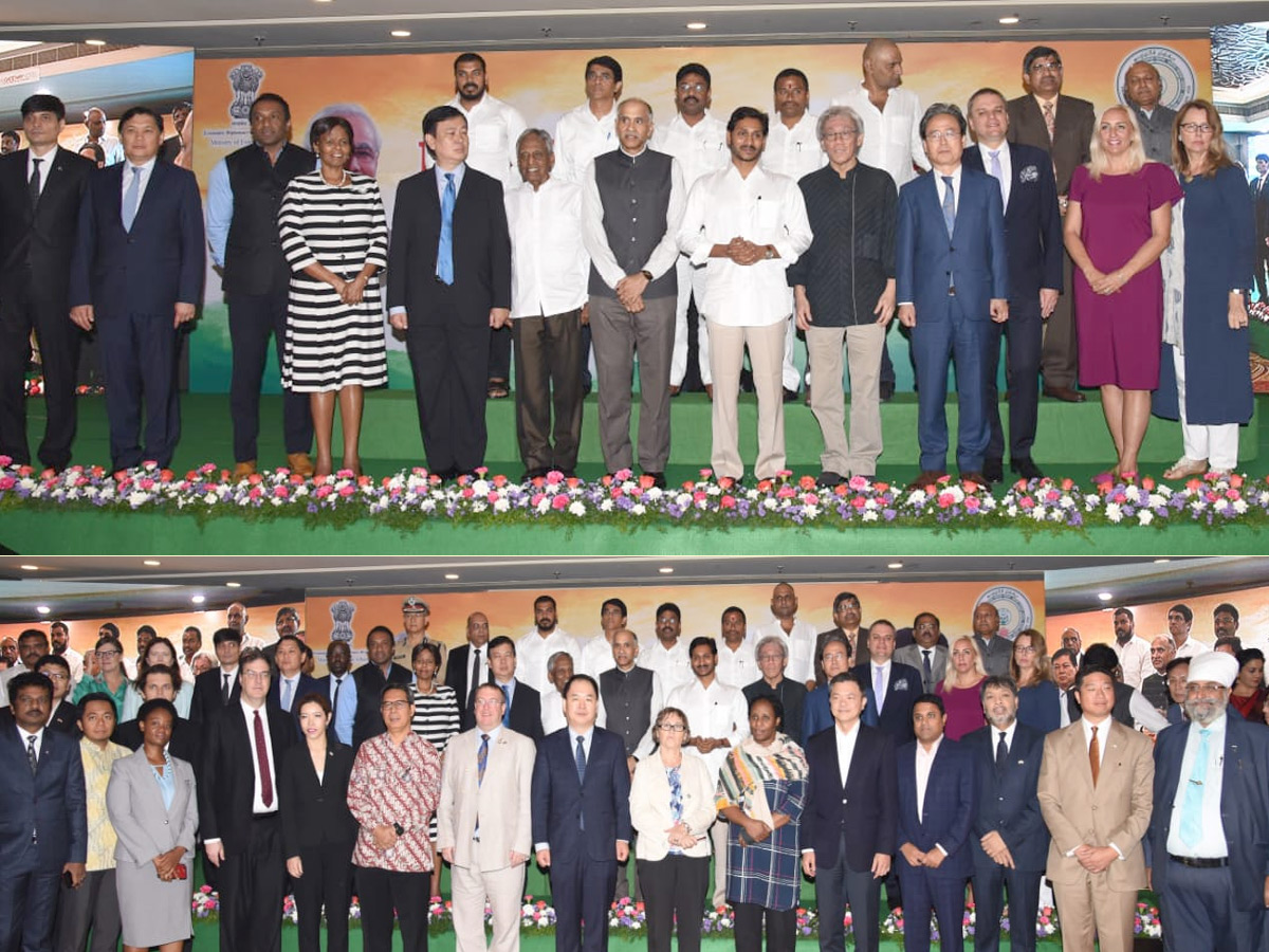 AP CM YS Jagan Speech in Diplomatic Outreach Summit Photo Gallery - Sakshi8