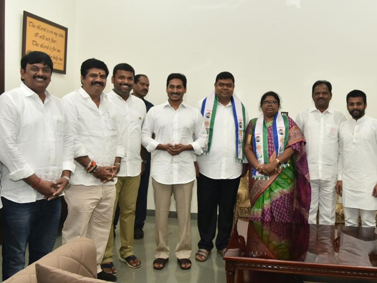 Visakha Dairy Adari Anand Joins Ysr Congress Party Photo Gallery - Sakshi16