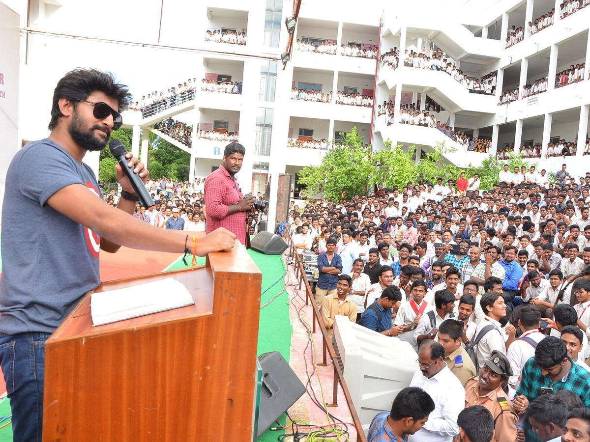 Nani At VVIT College Guntur Photo Gallery - Sakshi12