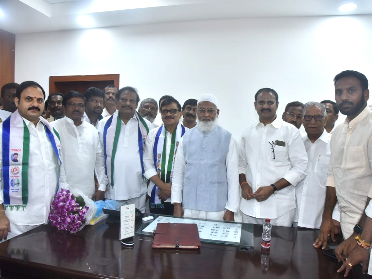 YSRCP Leaders MLC Oath Council Chairman Sharif Chamber Photo Gallery - Sakshi1